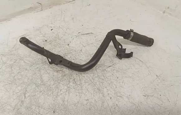 Volkswagen Touareg II Engine coolant pipe/hose 059121507AB