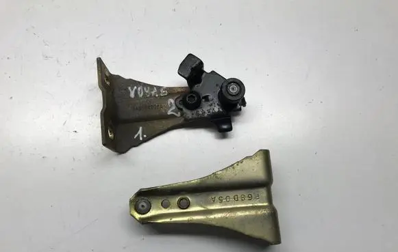 Chrysler Grand Voyager IV Sliding door upper roller guide/hinge 04894495AA