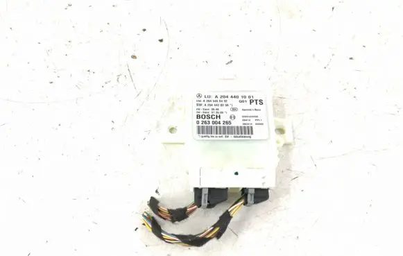 Mercedes-Benz C W204 Parking PDC control unit/module 2044401001 2045450432