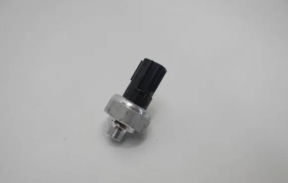 Suzuki Swace Air conditioning (A/C) pressure sensor 9240