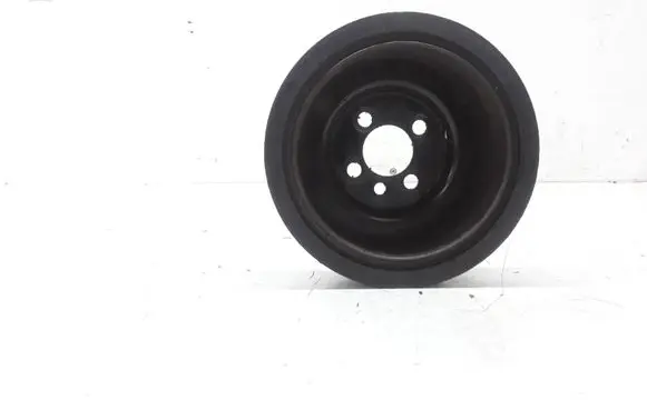 Volkswagen Golf V Crankshaft pulley 03G105243