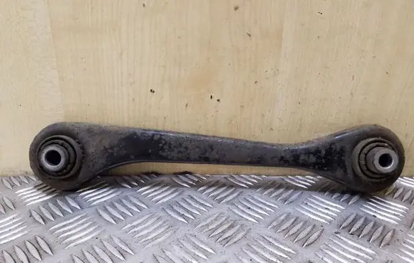 Volkswagen PASSAT B7 Rear upper control arm/wishbone 1K0501529E
