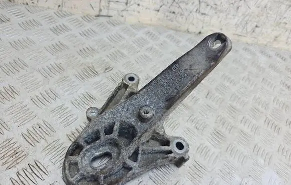 Mini Cooper Countryman R60 Engine mounting bracket 6788663