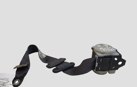 Toyota Yaris Verso Rear seatbelt 370078 0429020