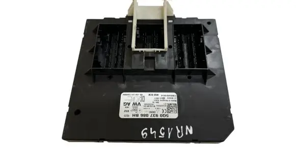 Volkswagen PASSAT B8 Comfort/convenience module 5Q0937086BH F005V01814
