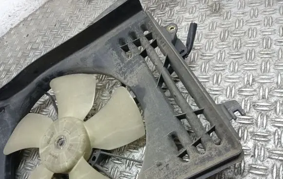 Toyota Corolla Verso E121 Fan set 