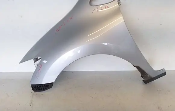 Toyota Auris 150 Fender