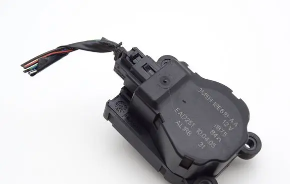 Ford Focus C-MAX Air flap motor/actuator 3M5H19E616AA
