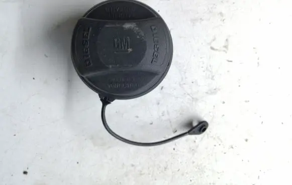 Opel Zafira B Fuel tank filler cap 13140956