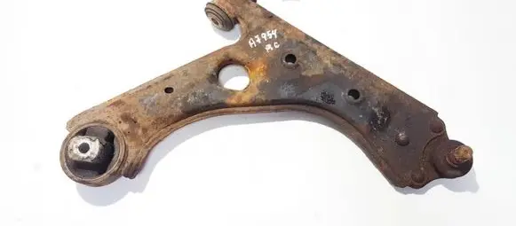 Fiat Punto (188) Front lower control arm/wishbone