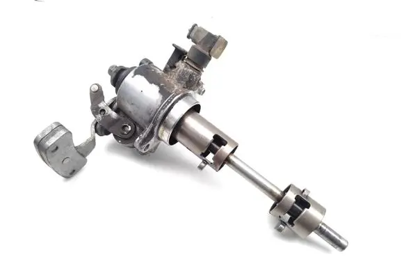 Opel Antara Gear selector/shifter in gearbox 55582313 F-579746.04