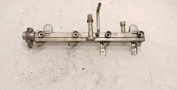 Fuel main line pipe
