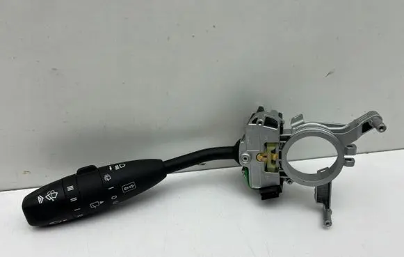 Mercedes-Benz C W203 Headlight wiper switch A2035450410