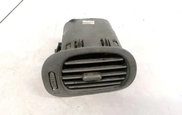 Chrysler Voyager Dash center air vent grill OS691TRMAA 12050