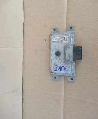 Nissan Juke I F15 Gearbox control unit/module EMU10022N