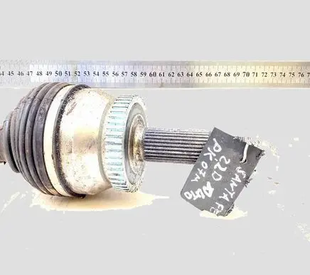 Hyundai Santa Fe Front driveshaft 495002B260