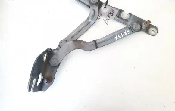 Audi A6 S6 C5 4B Tailgate/trunk/boot hinge
