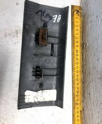 Jeep Grand Cherokee (WK) Rear sill trim cover 5JX64TRMAB