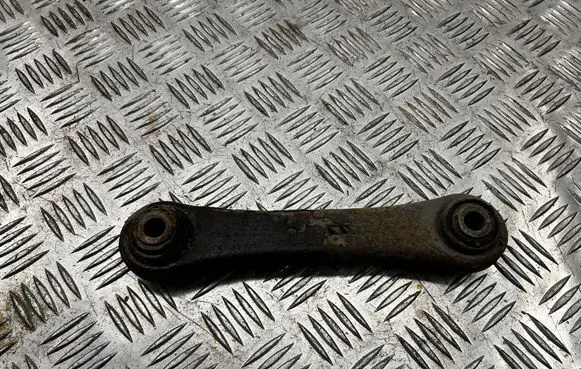 Rear control arm