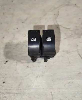 Renault Laguna II Electric window control switch 015088d