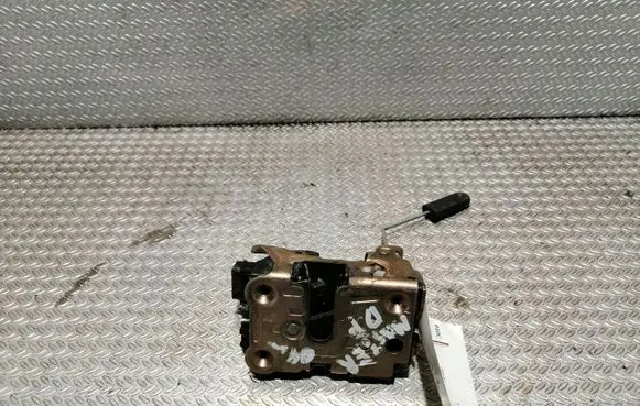 Renault Master II Front door lock