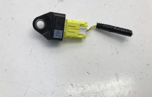 Toyota RAV 4 (XA50) Airbag deployment crash/impact sensor 8983147050