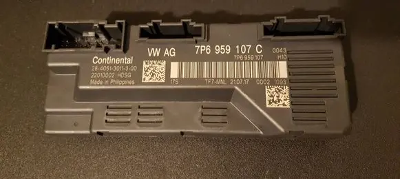 Volkswagen Touareg II Tailgate/trunk control unit/module 7P6959107C 22010002 2840513011300