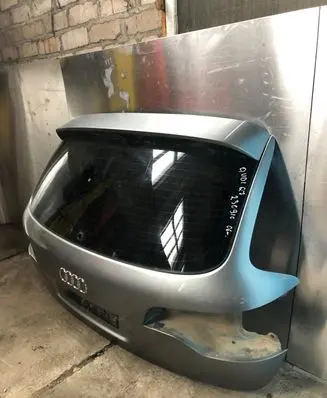 Audi Q7 4L Tailgate/trunk/boot lid