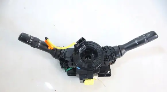 Toyota Aygo AB40 Light switch