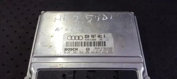 Audi A4 S4 B5 8D Engine control unit/module 8d0907401h 0281001834