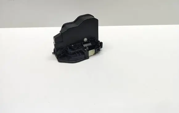BMW 5 F10 F11 Front door lock 7202146 51217202146
