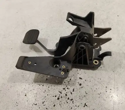 Renault Vel Satis Brake pedal 8200003537