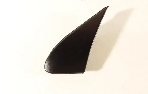 Toyota Corolla E120 E130 Fender end trim 3004705 X4009949