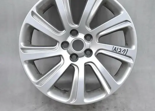 Land Rover Discovery Sport R18 alloy rim 