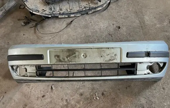 Renault Laguna II Front bumper