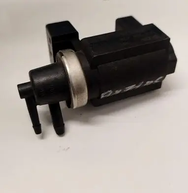 Audi A4 S4 B6 8E 8H Turbo solenoid valve 8E0906628