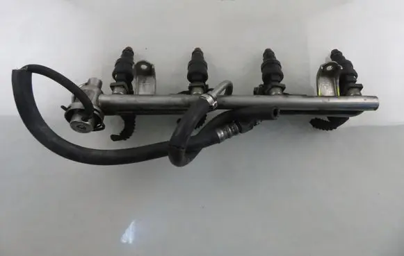 Fuel main line pipe