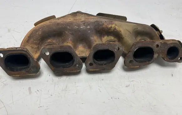 Renault Master II Exhaust manifold 8200641758