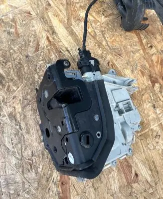 Audi Q5 SQ5 Rear door lock 8K0839016C