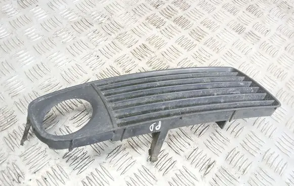 Audi A6 S6 C5 4B Front bumper lower grill 4B0807682R