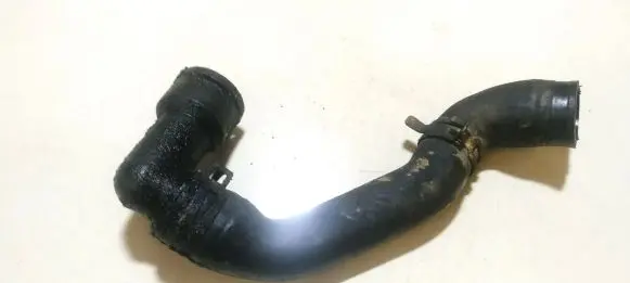 Volkswagen PASSAT B3 Engine coolant pipe/hose