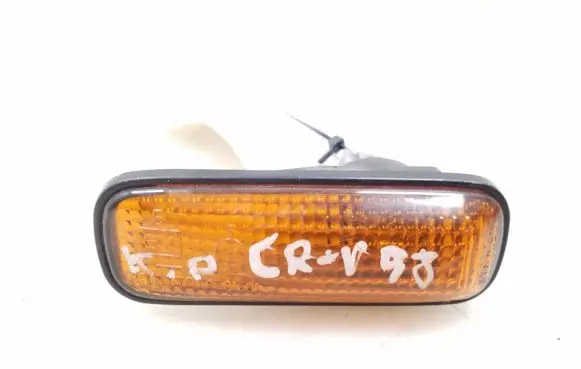 Honda CR-V Front fender indicator light