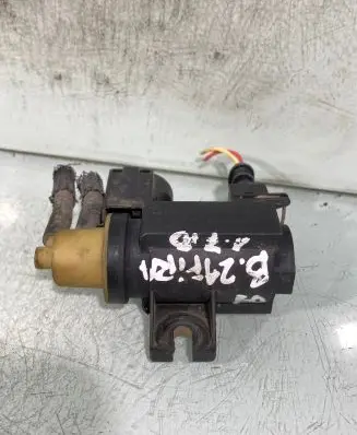 Opel Zafira B Turbo solenoid valve 70308500 89805656