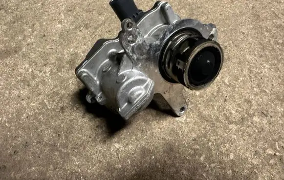 Audi A6 S6 C8 4K EGR valve 05l131501a