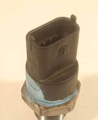 Volvo XC90 Fuel pressure sensor 0281002612 30637412