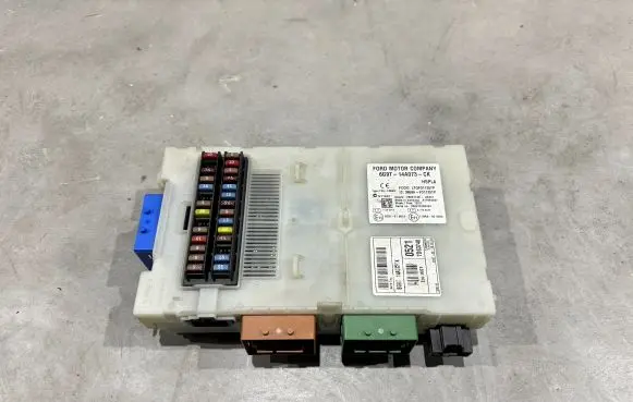Ford S-MAX Fuse module 6G9T14A073CK 3659AF01125TP LTQF01125TP