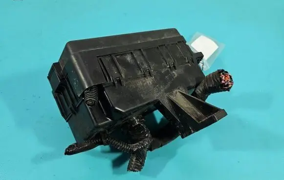 Fuse box set