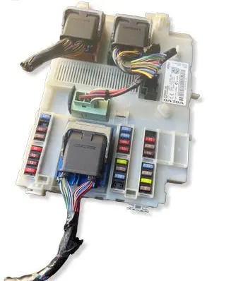 Volvo V60 Fuse box set 31384931AB LTQF01125TP 31384931