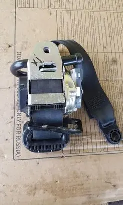 Jaguar XJ X351 Front seatbelt