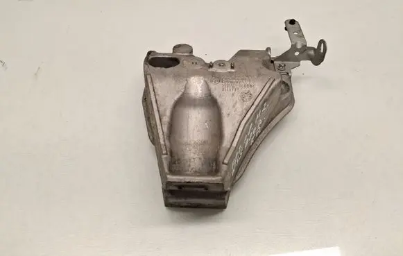 BMW M2 F87 Engine mounting bracket 21038310